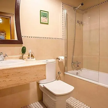 Hotel Palacio La Cajiga 3*